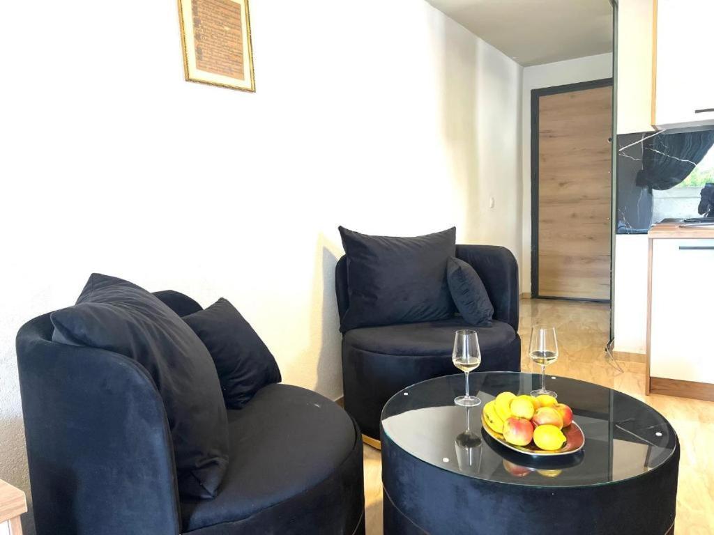 Melek Apartment เมดูลิน ภายนอก รูปภาพ
