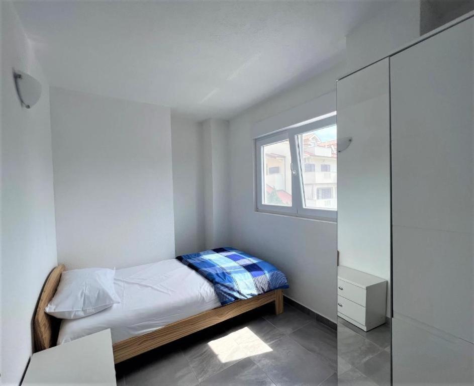 Melek Apartment เมดูลิน ภายนอก รูปภาพ