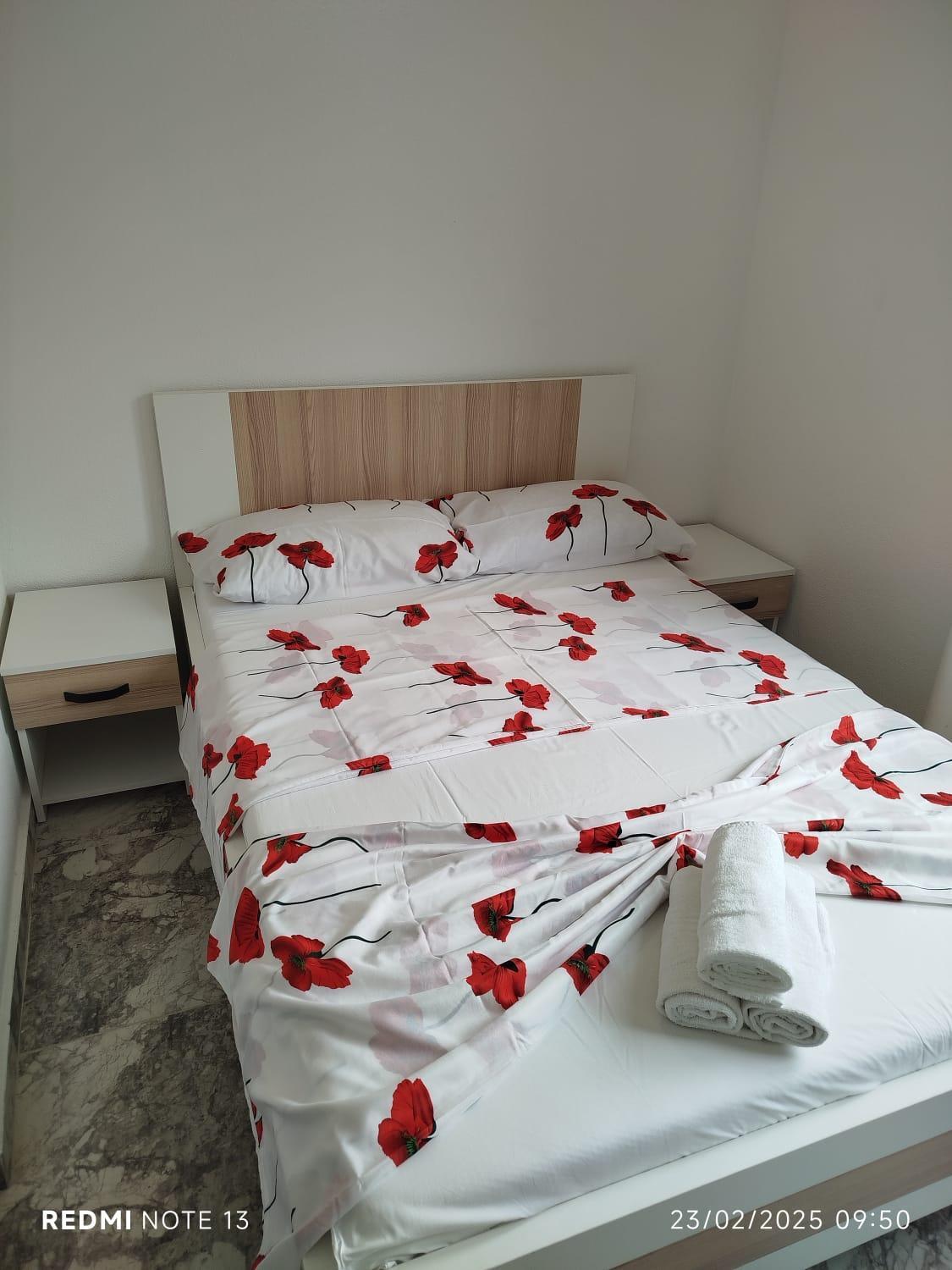Melek Apartment เมดูลิน ภายนอก รูปภาพ